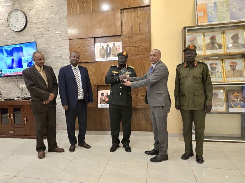 Meeting with the newly appointed Chief of Defence Forces (CDF) of the South Sudan People’s Defence Forces (SSPDF), General Dau Aturjong Nyuol, at the SSPDF headquarters in Juba.